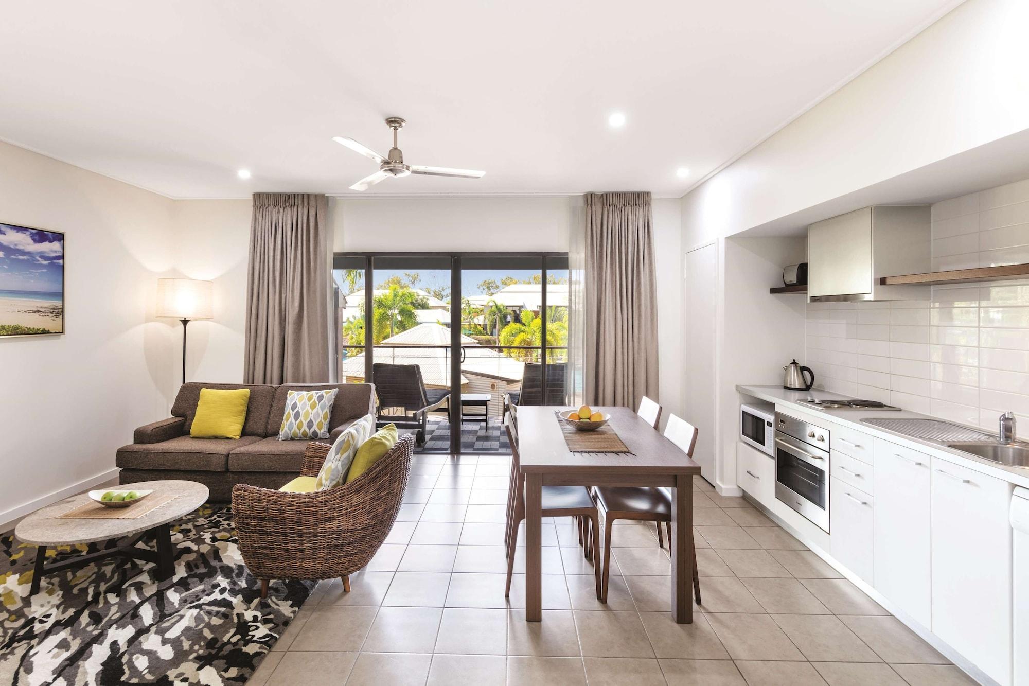 Oaks Cable Beach Resort Extérieur photo