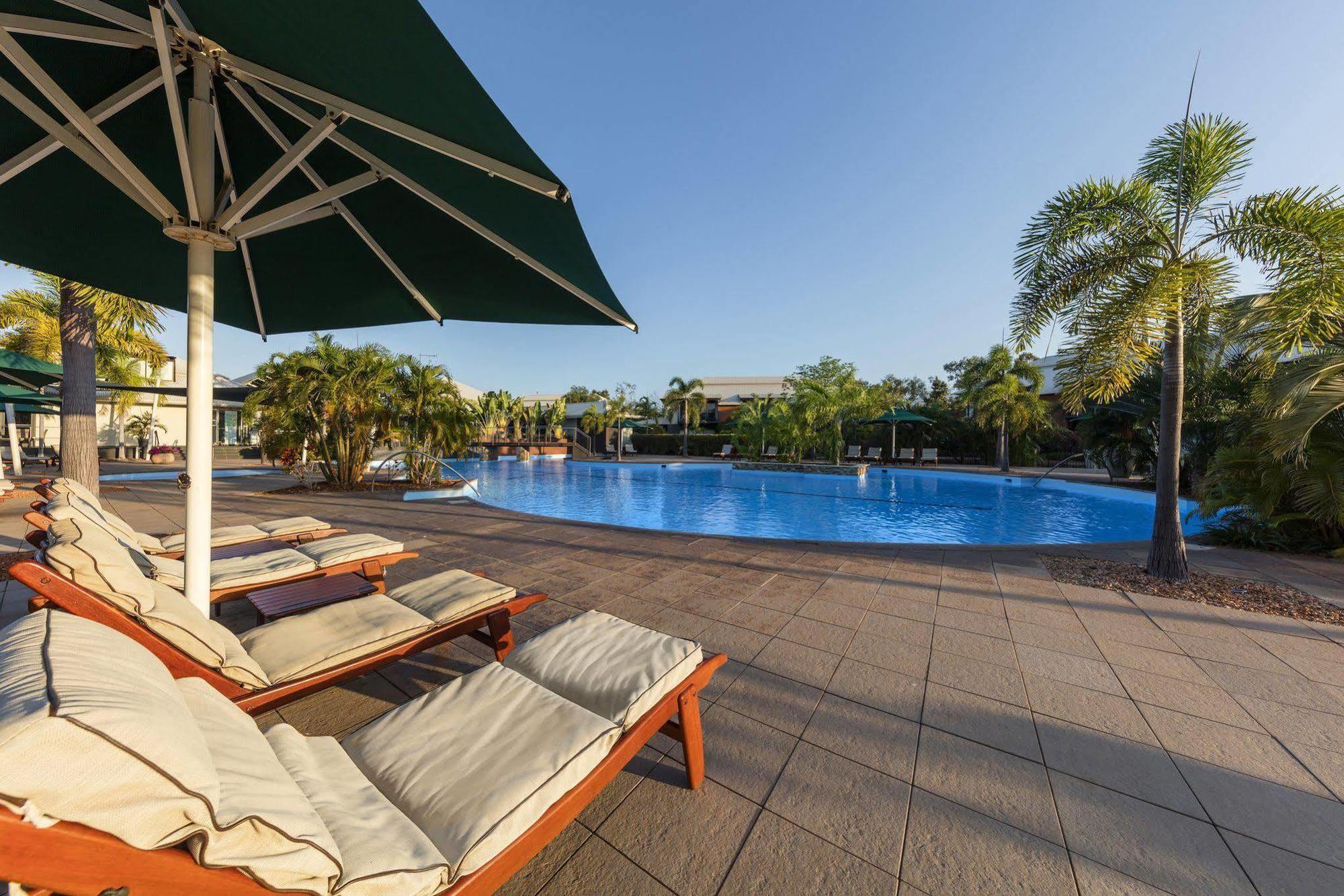Oaks Cable Beach Resort Extérieur photo